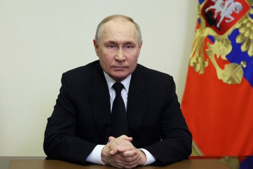 ISIS Issues Fresh Threat To Putin: Reports
