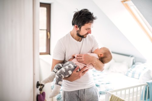 Employer Hounding Worker For His Baby s Birth Certificate Sparks employer-hounding-worker-for-his-baby-s-birth-certificate-sparks