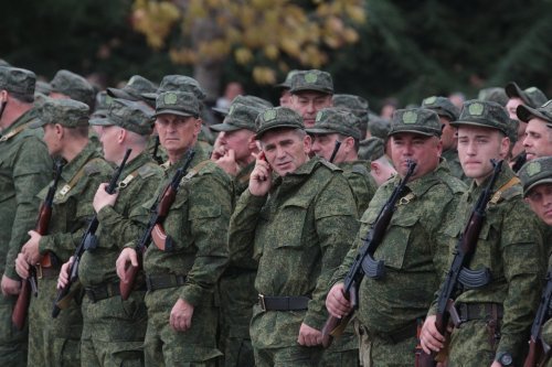 Conscripted Russian Soldier Immediately Surrenders to Ukraine Forces