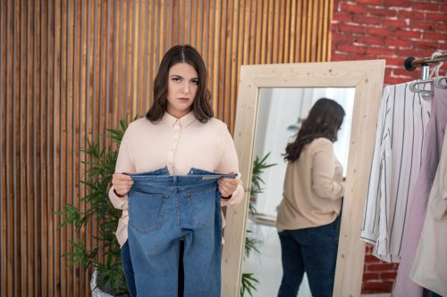 Woman Who 'Body Shamed' Overweight Sister Over Her New Job Outfit Praised