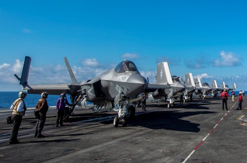 US Aircraft Carrier Carries More Firepower on Return to West Pacific ...