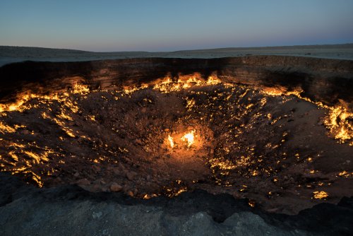 Experts suggest drilling into Gateway to Hell to extinguish burning crater