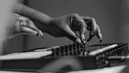 For Elias Williams, the Hip-Hop Beat Machine Carries the Soul of Community