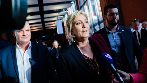 France’s Outsider Candidates Seize the Presidential Race