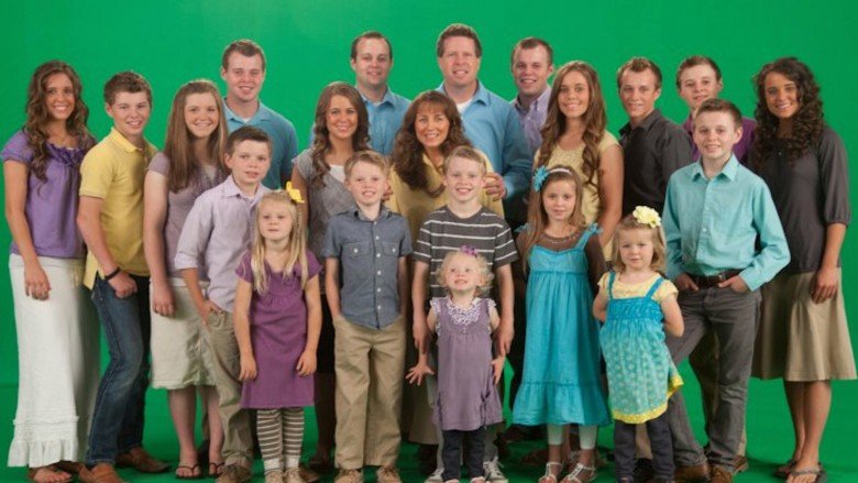 Sketchy Things Everyone Just Ignores About The Duggars