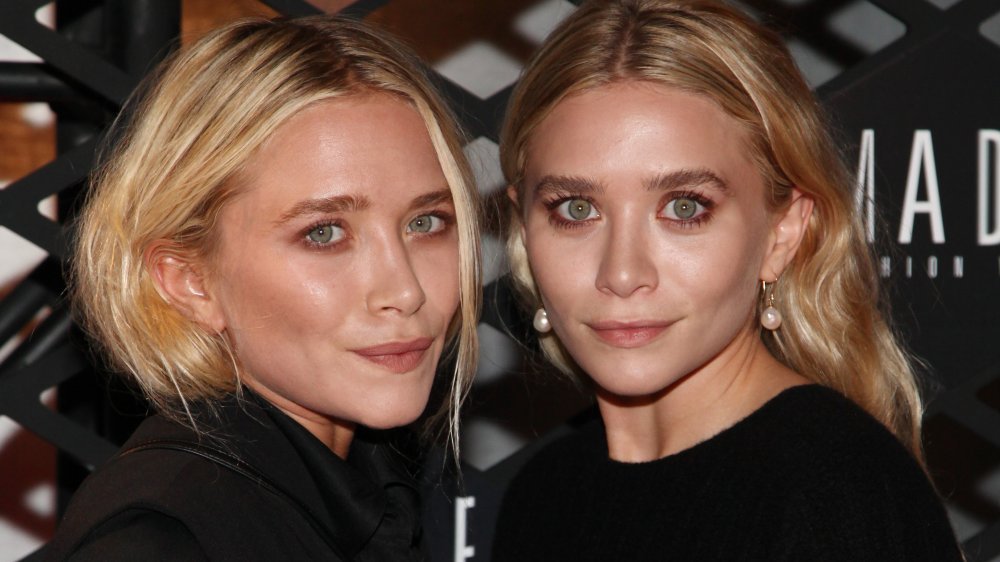 The Tragic Real-Life Story Of The Olsen Twins - Nicki Swift