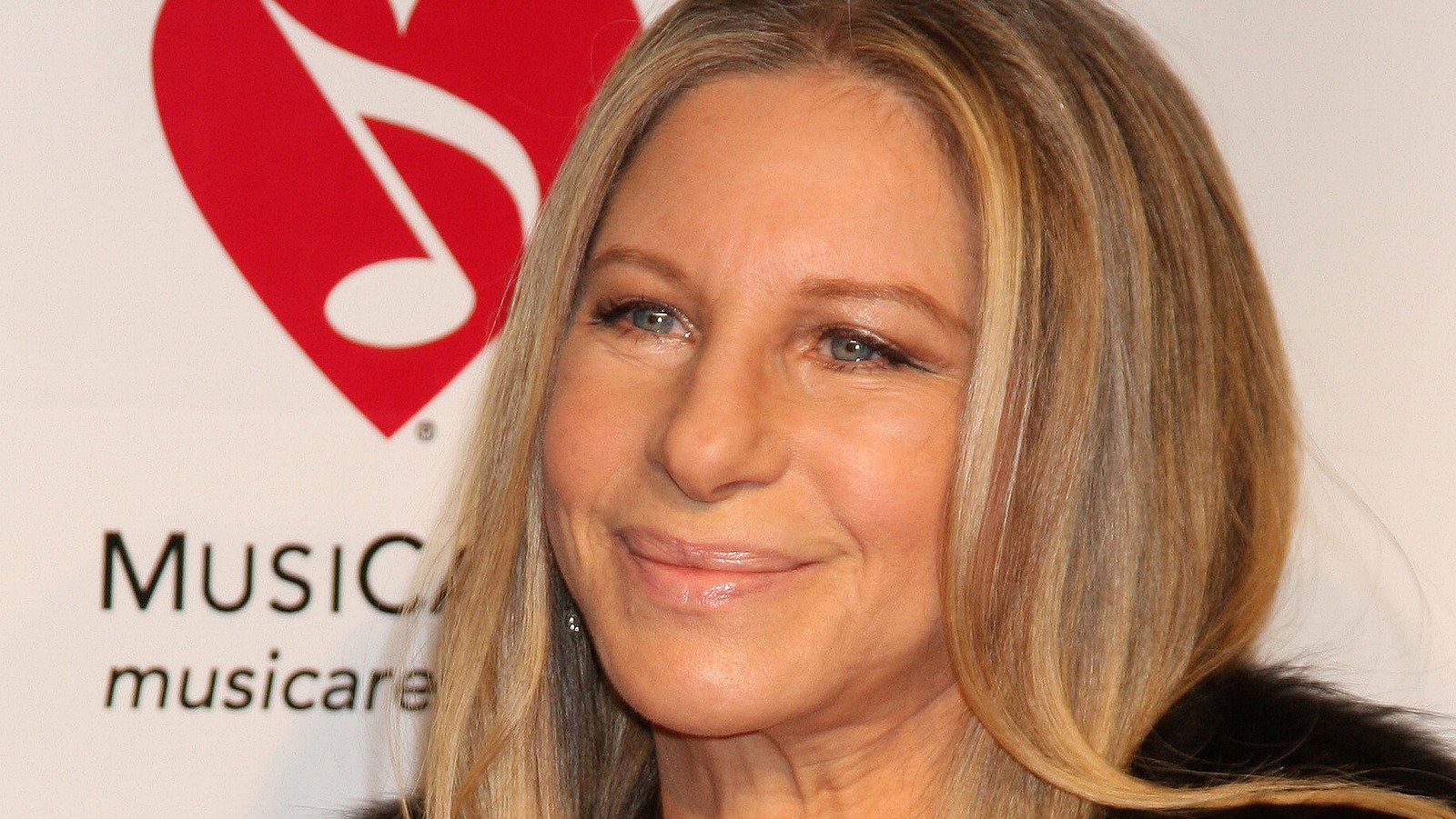 The Truth About Barbra Streisand's House - Nicki Swift