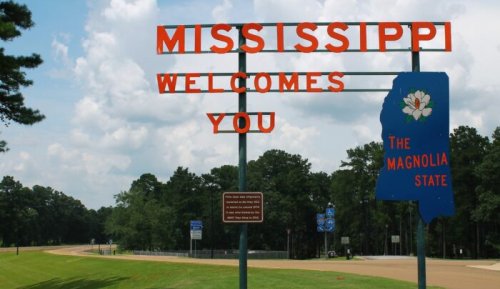 How a Mississippi news site declared the national local