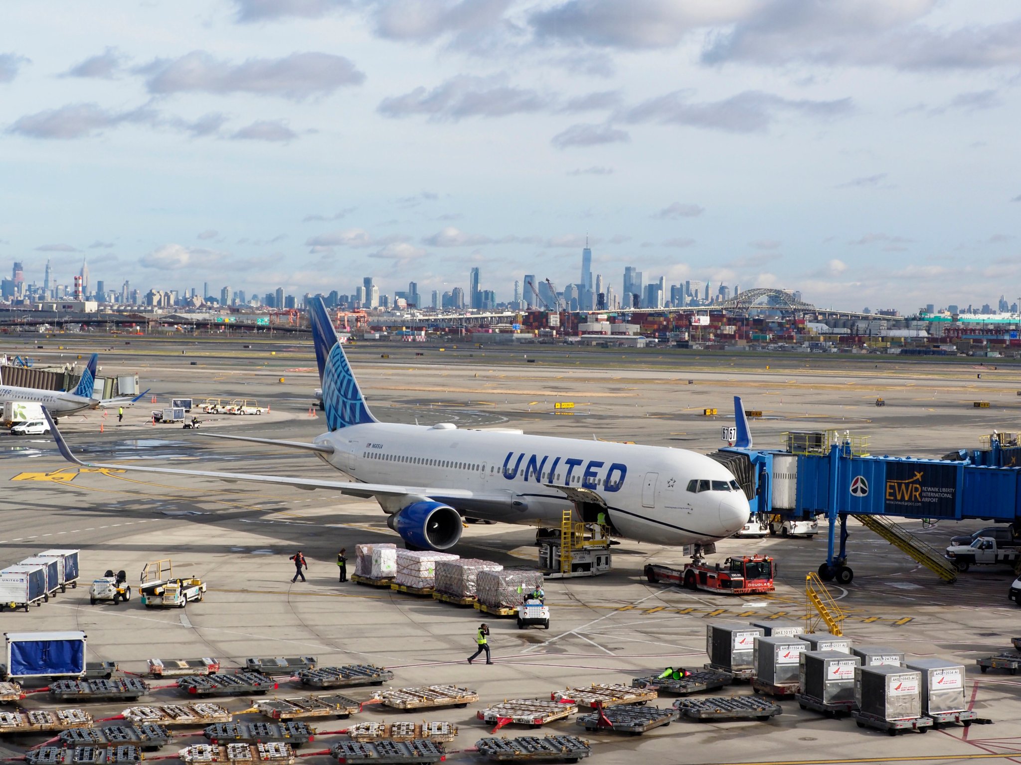 United adds 8 new nonstop routes from Newark in its biggest-ever expansion