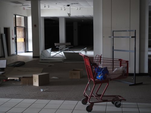 Look inside N.J. mall’s sad, dead stores before they get demolished