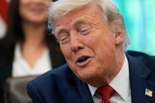 There are new jokes about Trump and Shedeur Sanders