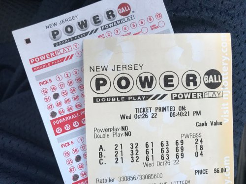 Luckiest Powerball Winning Numbers: These 10 Numbers Get Drawn The Most ...