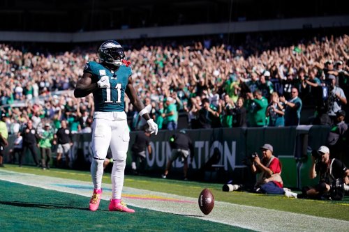 Why Eagles think they have two alphas rather than divas at wide receiver
