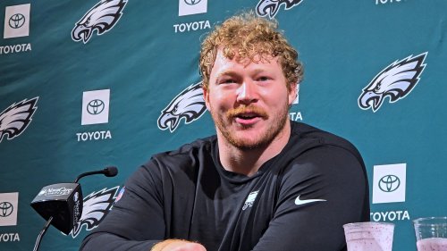 How Eagles’ Cam Jurgens is preparing to take over for Jason Kelce this season