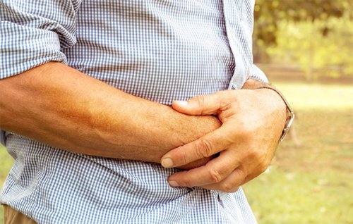 Recognizing the signs and symptoms of stomach cancer, and how you can reduce your risk