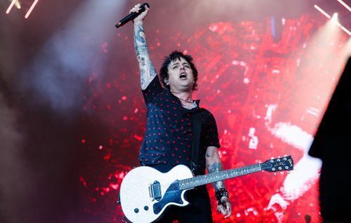 Green Day's Billie Joe Armstrong tells crowd he's "renouncing" American citizenship following Roe v. Wade reversal