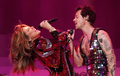 Shania Twain "does plan" to collaborate with Harry Styles: "I'm going to hold Harry to that"