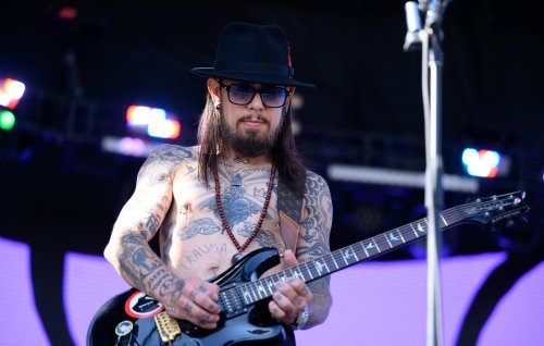 Dave Navarro sitting out upcoming Jane's Addiction tour due to "continued battle" with long COVID