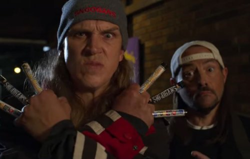 Kevin Smith returns as Silent Bob in trailer for 'Clerks III'