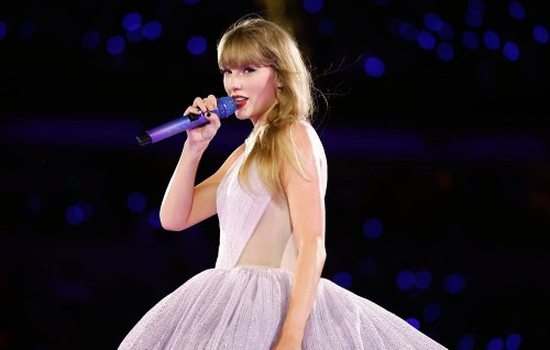 Taylor Swift drives record-breaking numbers to voter registration site