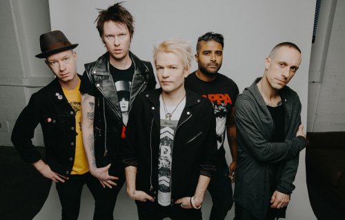 Sum 41: “We’re not ashamed of anything, we’re not afraid of anything – we just do what we do”