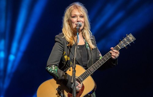 Heart’s Nancy Wilson says it’s “embarrassing” to be an American now