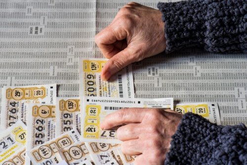 ¿Cómo compartir un décimo de Lotería? Consejos para una Navidad sin peleas por dinero