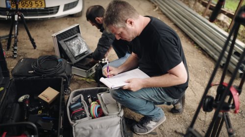 Keep Yourself and Your Gear Organized on Location with These Tips