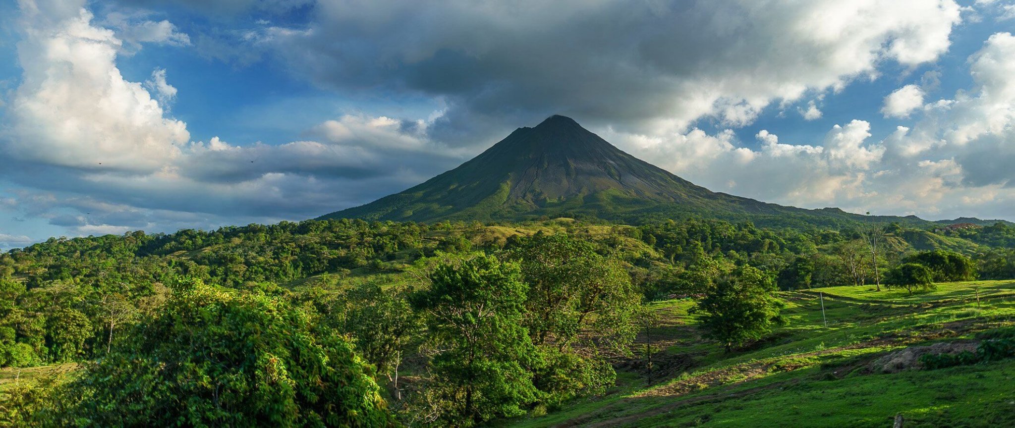 Arenal Travel Guide (Updated 2023)
