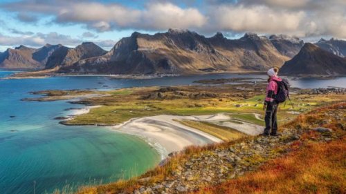 Wandern auf den Lofoten – 12 traumhafte Wanderungen auf den Inseln in Norwegen