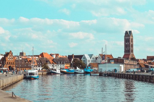 Der Glanz vergangener Zeiten in der Hansestadt Wismar – Sehenswürdigkeiten und Tipps | North Star Chronicles