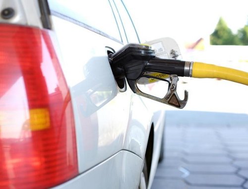 Gas prices up for fourth straight week as oil prices rise