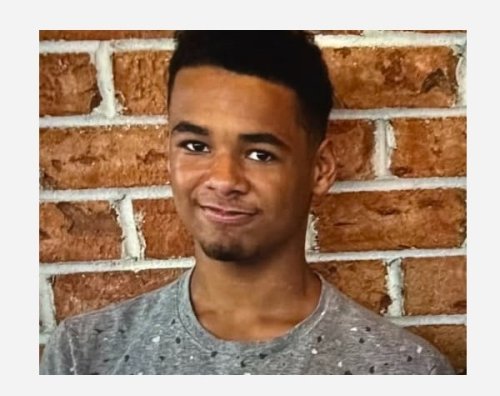 Police searching for missing teen last seen in Parkville area