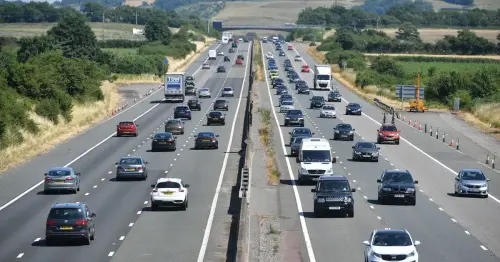 M25 to completely shut as drivers warned of long delays and told 'only travel if necessary'