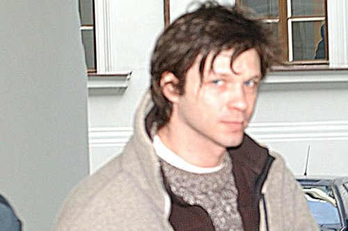 On a regardé la série Netflix sur Bertrand Cantat : elle dévoile l’existence d’un dossier médical pour violences commises sur Krisztina Rady