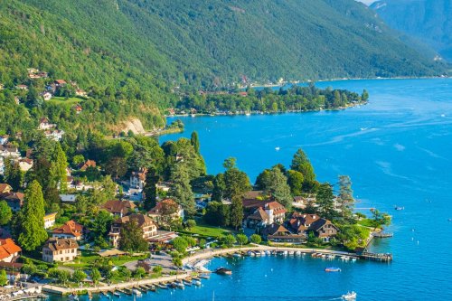 Aix-les-Bains, Annecy… Les prix de l’immobilier autour de Grenoble