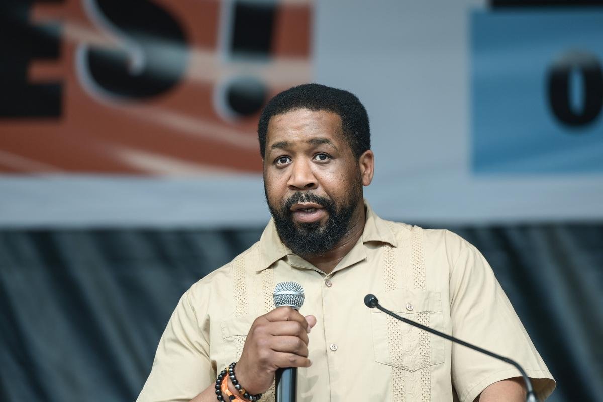 Violences contre le producteur Michel Zecler : trois policiers seront jugés en novembre