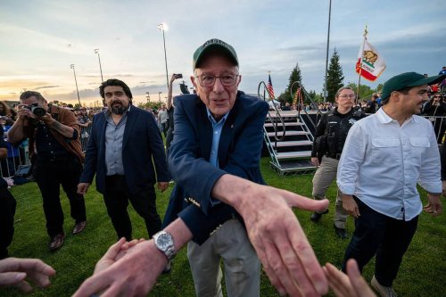Bernie Sanders, le vieux loup de mer de la gauche américaine devenu l’improbable icône de la résistance à Trump