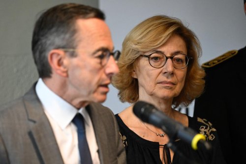 Le Sénat veut écarter les associations des centres de rétention et poursuit son offensive anti-migrants
