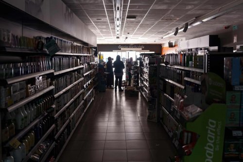 Cyberattaque, phénomène météo... Panne d’électricité en Espagne : ce que l’on sait de l’origine de la coupure de courant