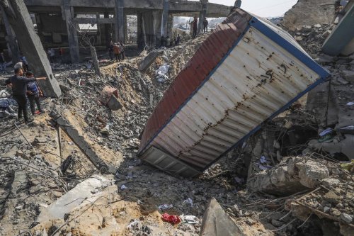 A Gaza, la défense civile annonce « au moins » dix morts dans une frappe israélienne