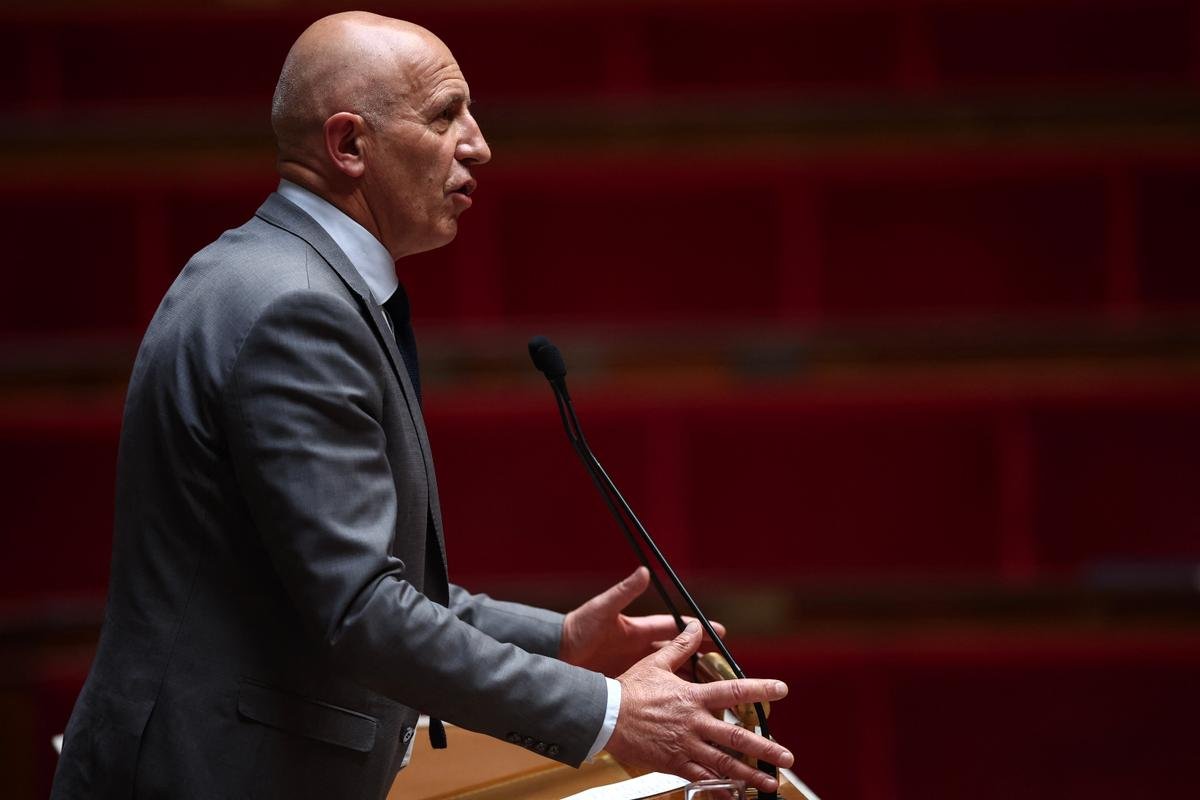 Avec la loi Duplomb, « on distrait le monde agricole des défis qui sont les siens »