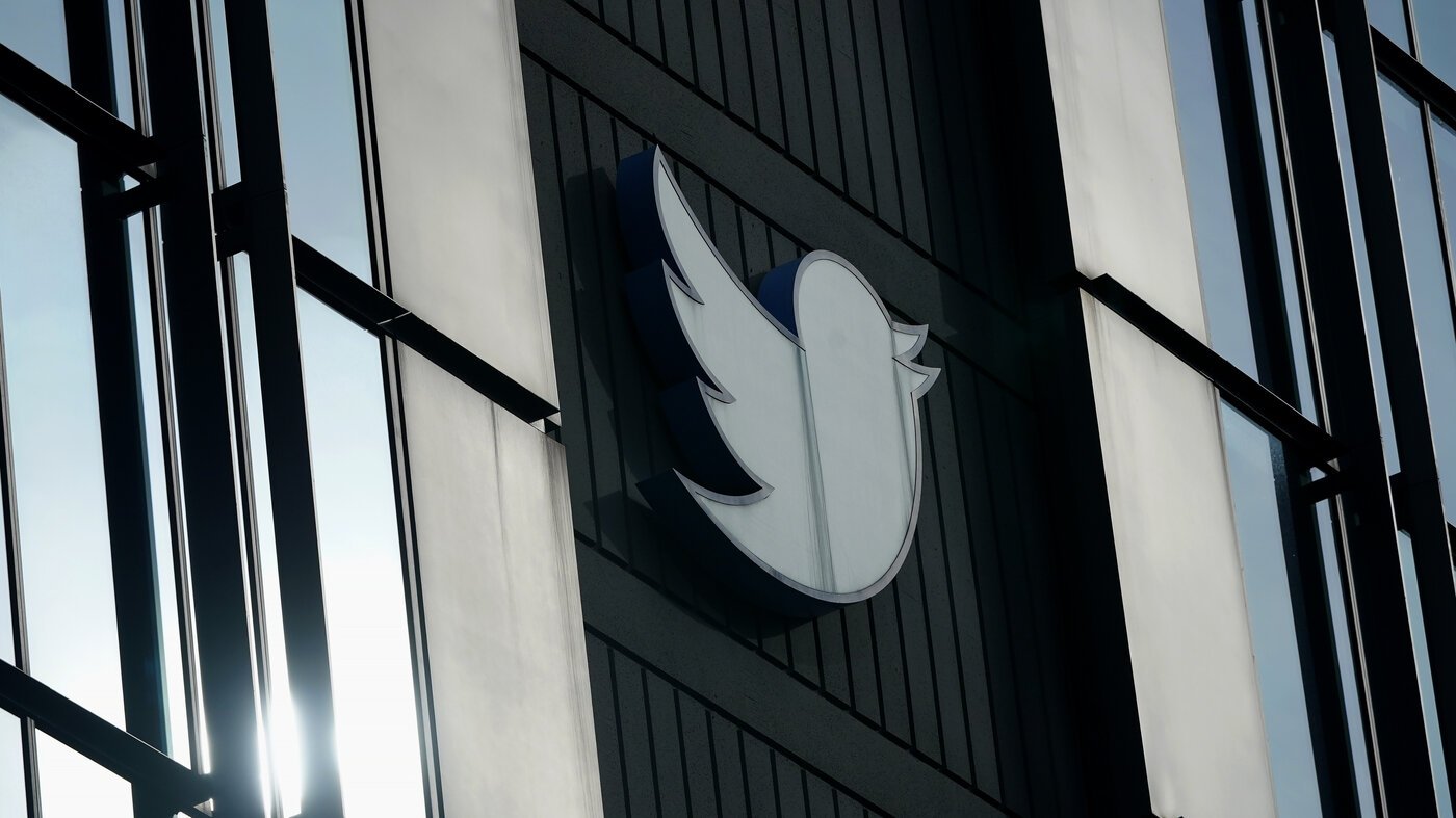 Got a question for Twitter's press team? The answer will be a poop emoji