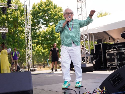 Take a look at Leslie Jordan's best moments of dancing, singing and storytelling