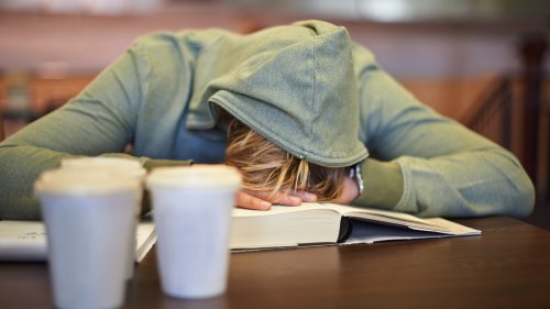 Science says teens need more sleep. So why is it so hard to start school later?