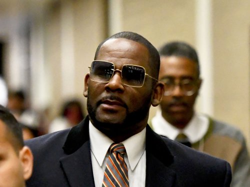 R. Kelly is convicted of child pornography