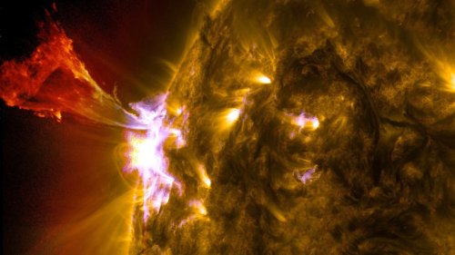 In light of the solar maximum, a look at the biggest solar storm in recorded history : Short Wave