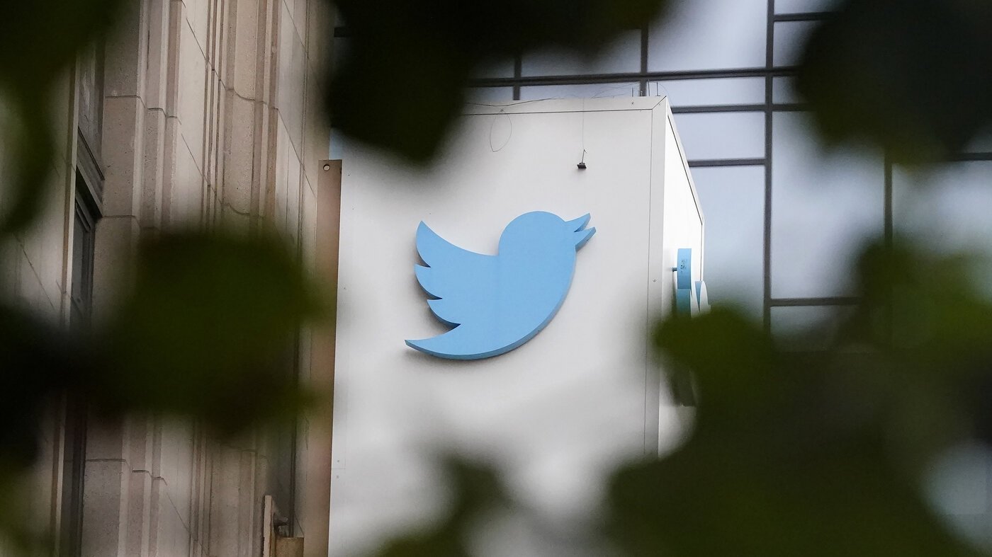 Twitter has changed its rules over the account tracking Elon Musk's private jet