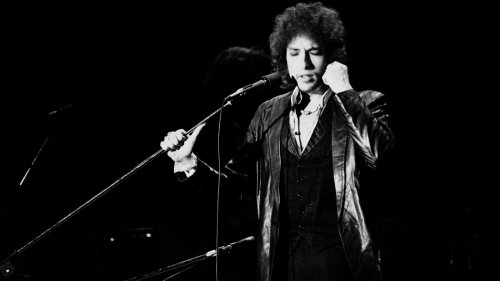 Nobel Laureate Bob Dylan Is A Literary 'Alchemist'