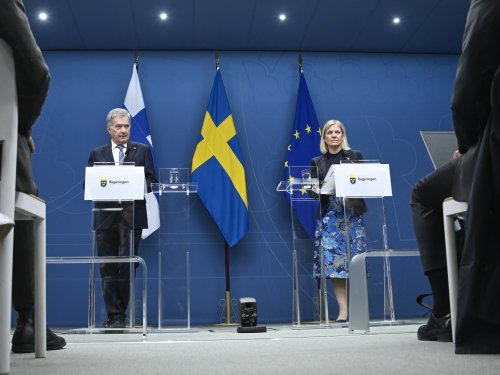 Finland and Sweden formally submit NATO membership applications